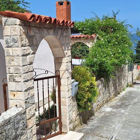 Kuca Za Odmor Skalina - Sea View Villa Splitska Eksteriør bilde