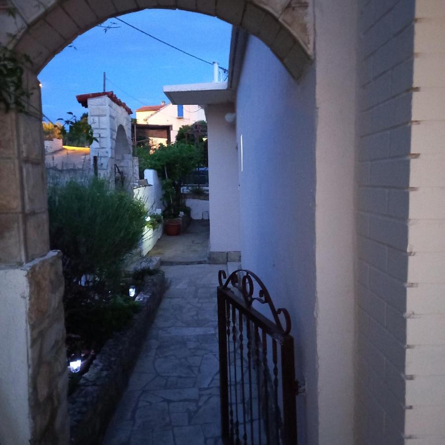 Kuca Za Odmor Skalina - Sea View Villa Splitska Eksteriør bilde
